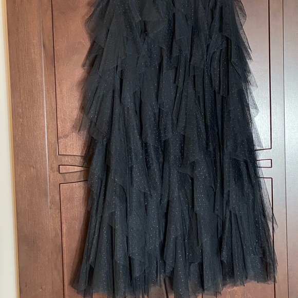 Elegant Black Layered Tulle Skirt. Plus Size - Picture 3 of 6